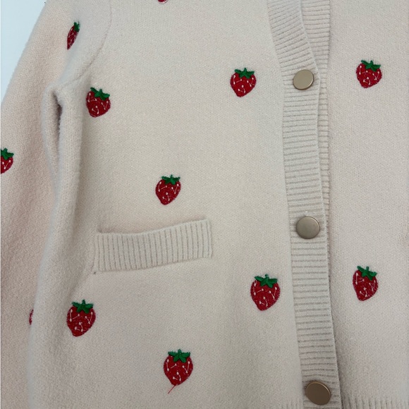 NVLT Strawberry Embroidered Cardigan Cropped Blush Knit Novelty NWT XXS - Picture 5 of 9